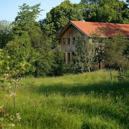 Appartamento Kastanie, Grosse Fuer 10 Mit Garten, Naturblick Im Voralpenland